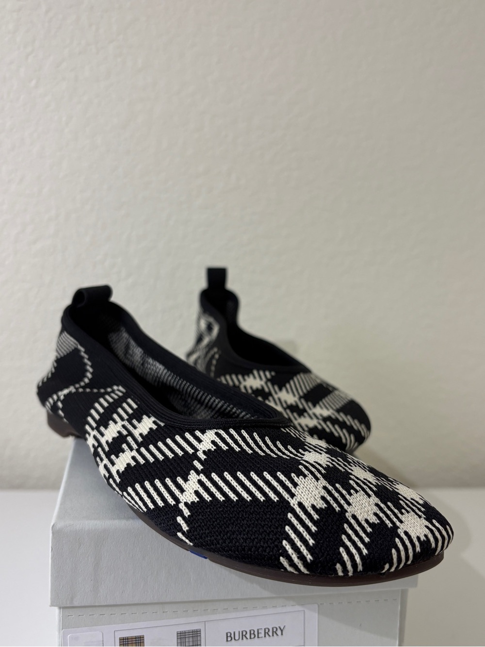 Burberry Check Knit Ballet Flats – Black & White 38 - Picture 3 of 9